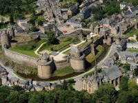 Fougères (G. Leroux, 2012).JPG